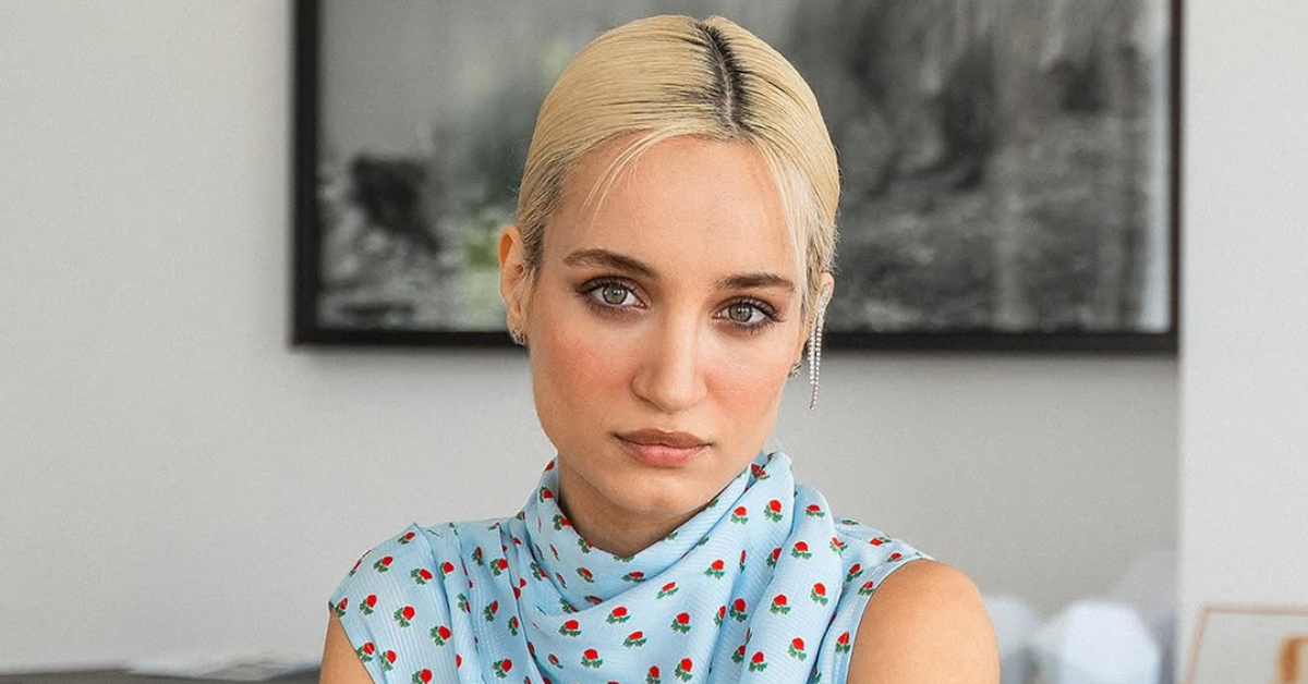 Hand Ercel Boyfriend in 2025