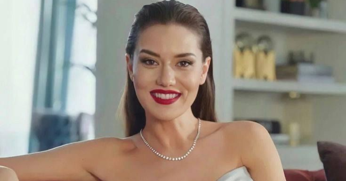 Burak Özçivit Wife Fahriye Evcen: Age, Wedding, Movies, Net Worth